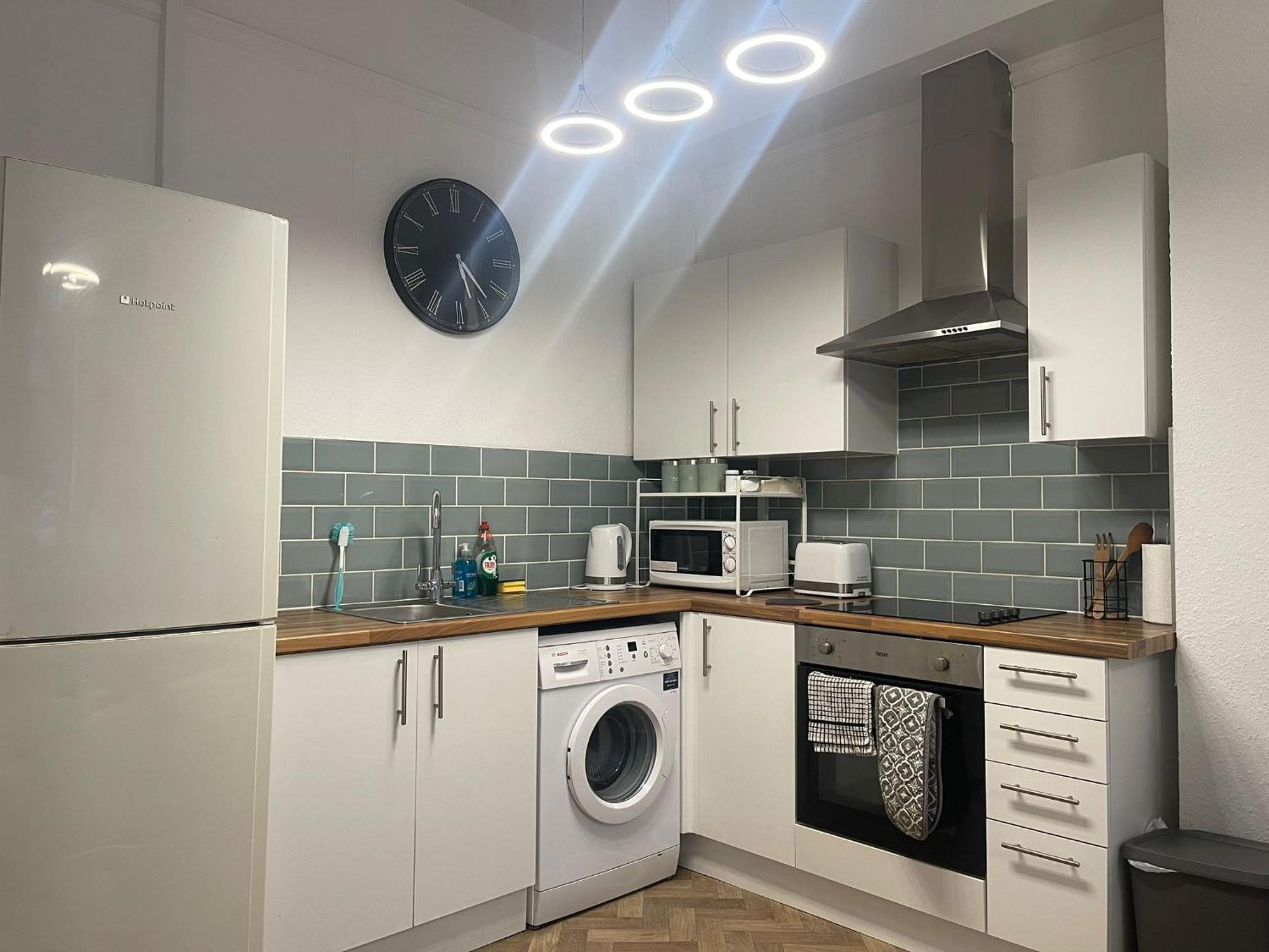 Luxury,Location And Convenience F3 Apartment Борнмът Екстериор снимка